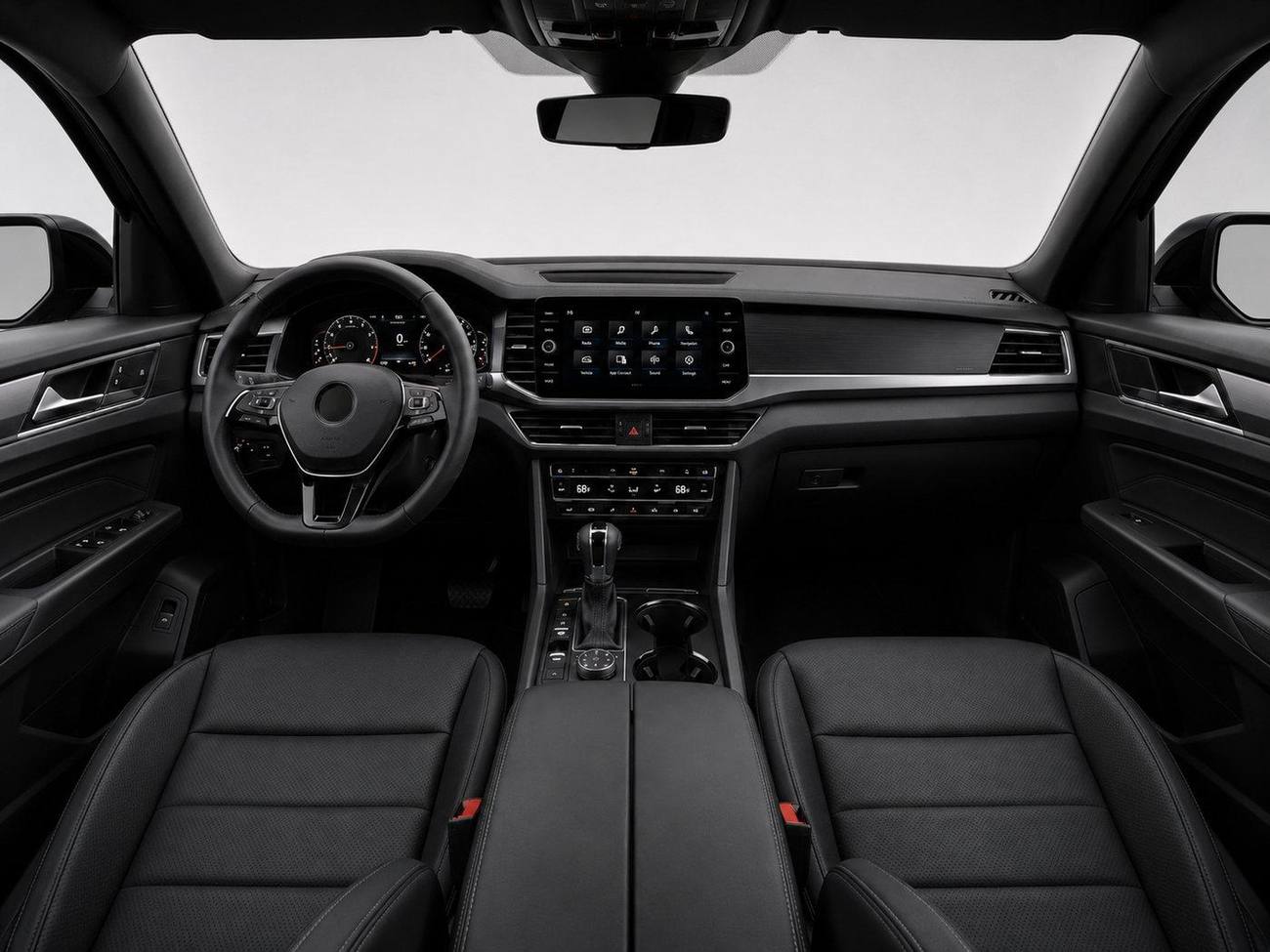 Front cabin Koast Business SUV — Front cabin