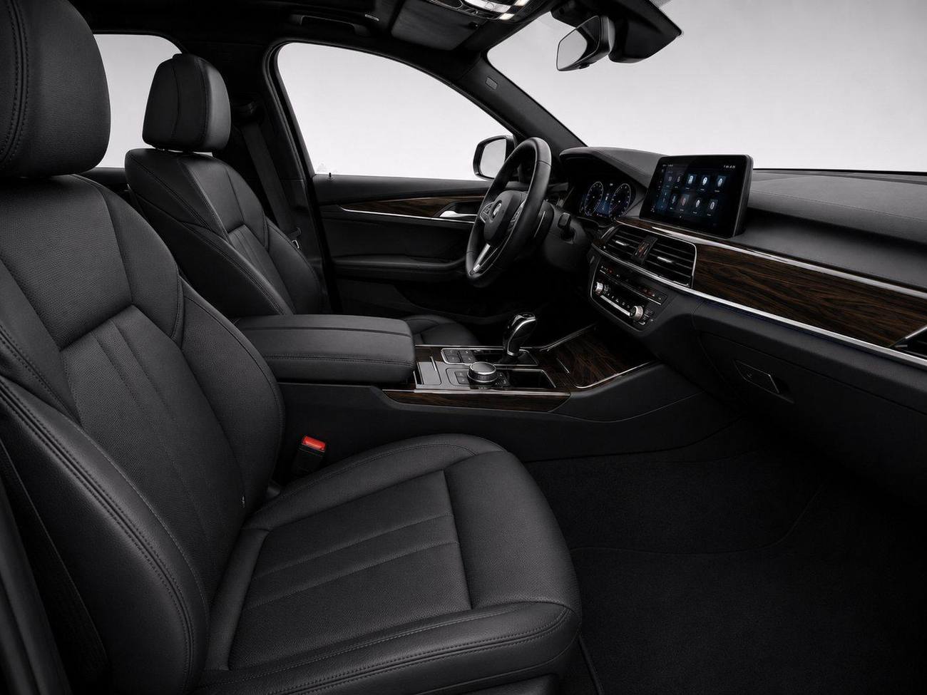 Passenger view Koast Business Sedan — Passenger view